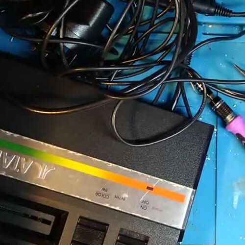 /articles/Atari-2600-with-broken-power-supply-and-wonky-picture-Gav-Tries-To-Fix/img/full.jpg
